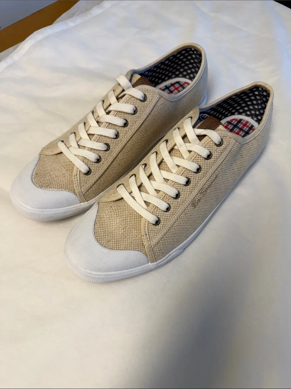 Ben Sherman Men's Beige Canvas Sneakers with White Trim NWOT